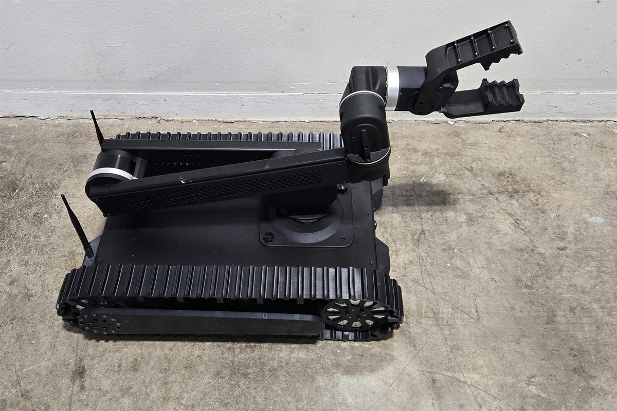 Top angle of the Bulldog robot with the arm stowed