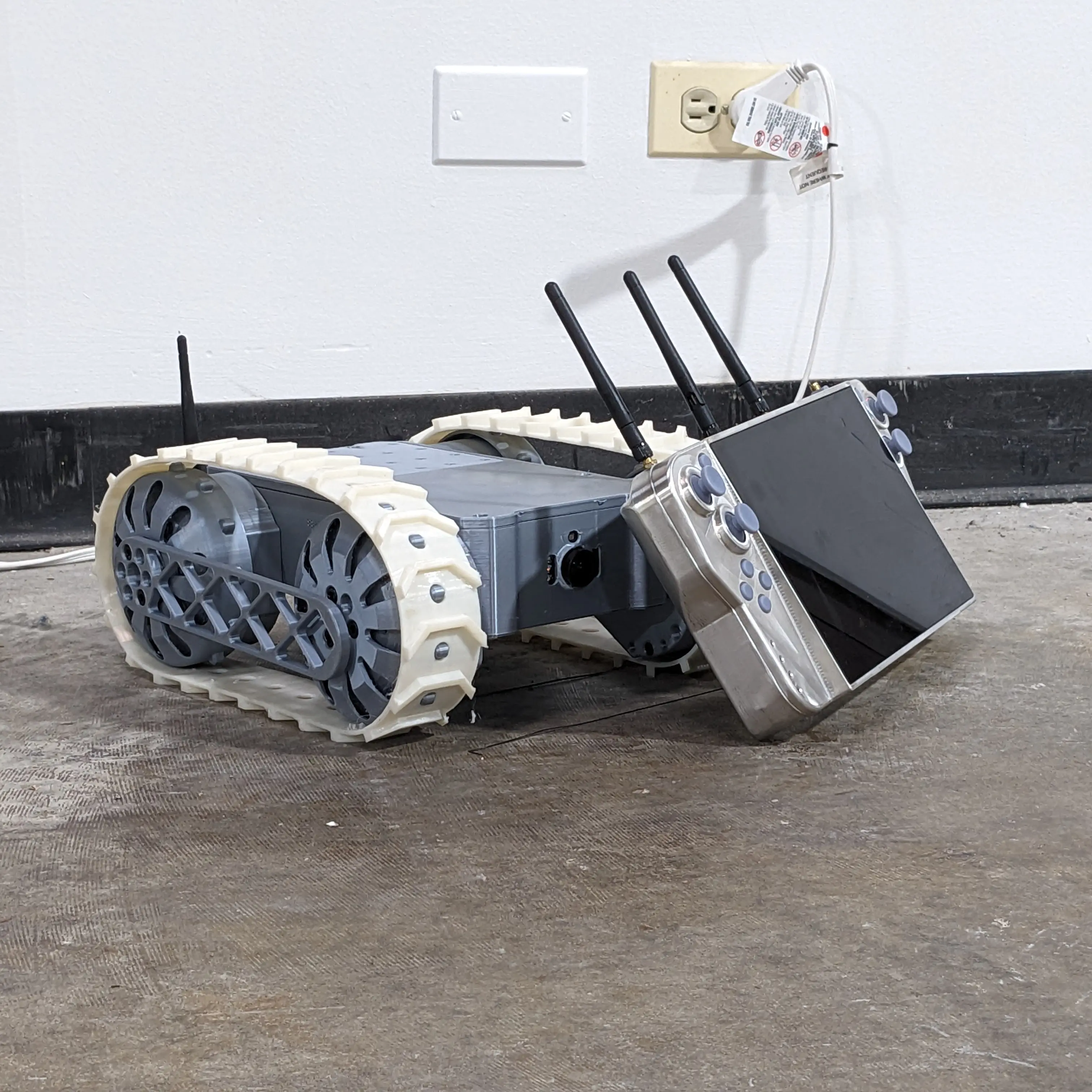 Jack Russell Mini Tactical Robot - With Controller
